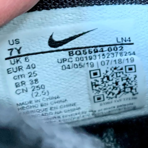 Nike Lebron XVII 17 Lakers In the Arena Oreo Black White Shoes 7Y/ Women’s 8.5 - Picture 10 of 10